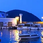 Marina Palace & Terrace *