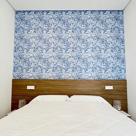 Marina Palace & Terrace Apartman