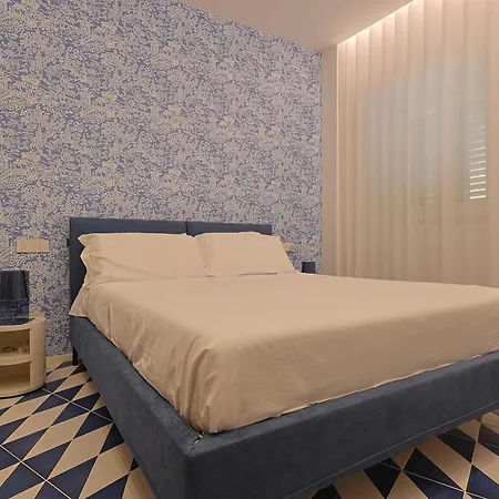 Marina Palace & Terrace Apartman Lipari