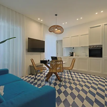 Marina Palace & Terrace Apartman Lipari