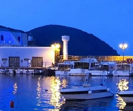 Marina Palace & Terrace *