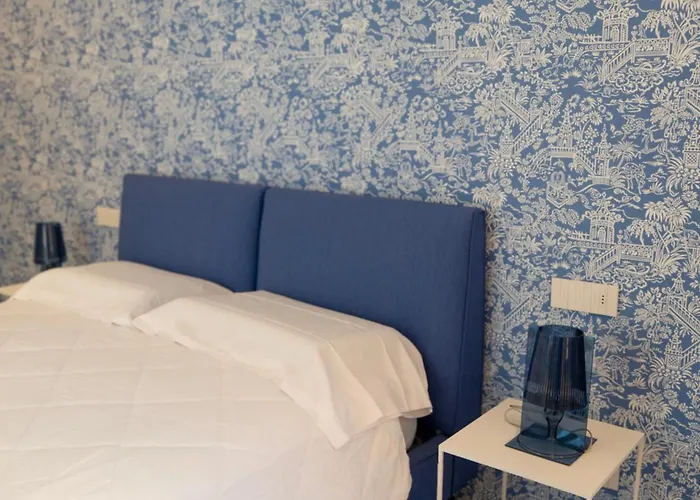 Marina Palace & Terrace Apartment