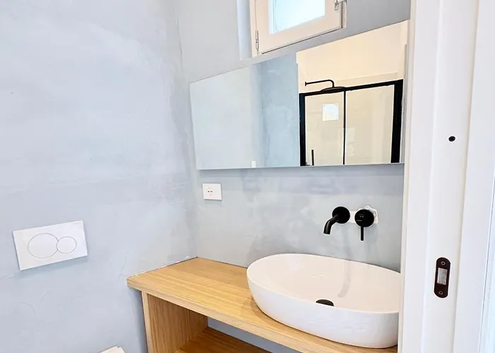 Marina Palace & Terrace